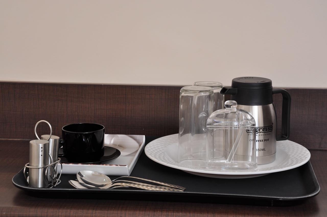 Almas Inn Hotels & Resorts Chennai Bagian luar foto